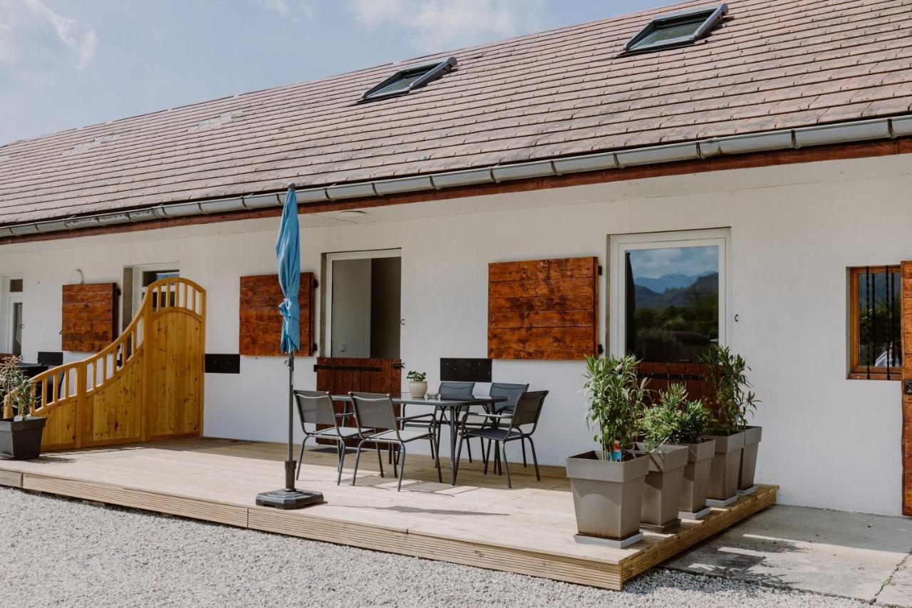Domaine Les Hirondelles Carmen Villa Domessin Exteriör bild